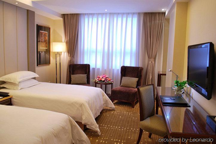 Shanghai Yuehua Hotel Room photo
